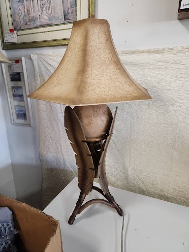 Table Lamp Palm Leaf