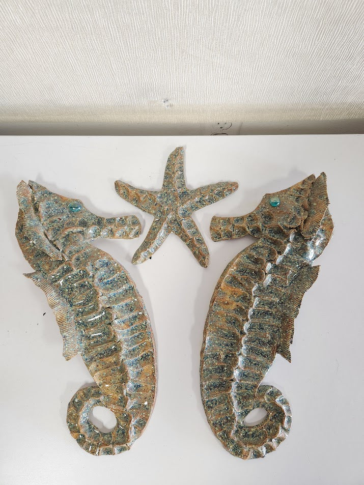 Seahorses and starfish Wall Art