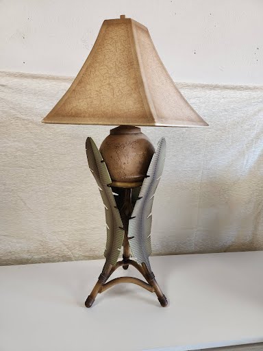 38" Palm Leaf Table Lamp