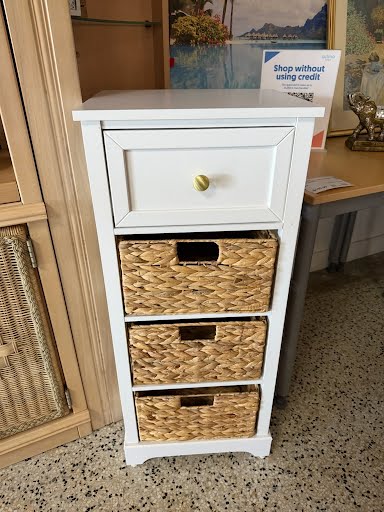 White Wood Cabinet