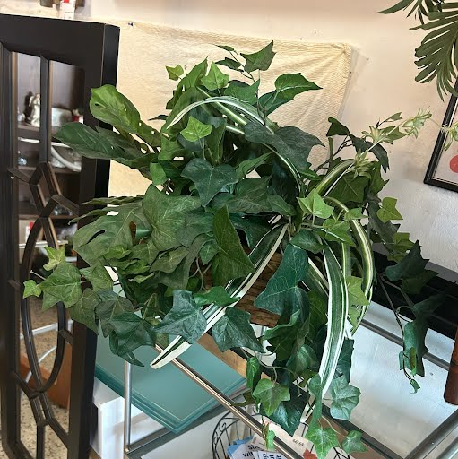 Faux Ivy/foliage