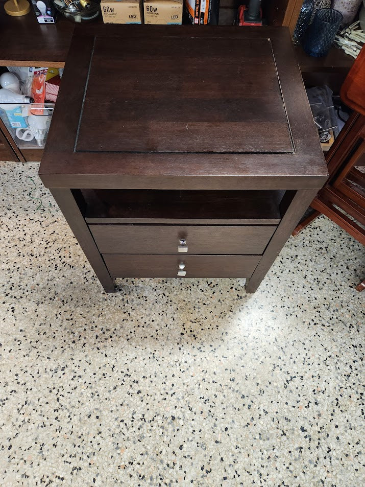 DK Wood End Table
