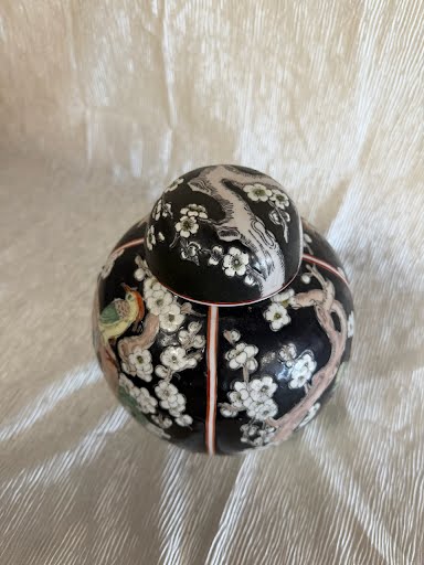 Chinese Porcelain Jar Home decor