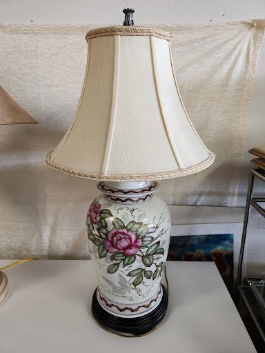 31H" Ginger Jar Table Lamp