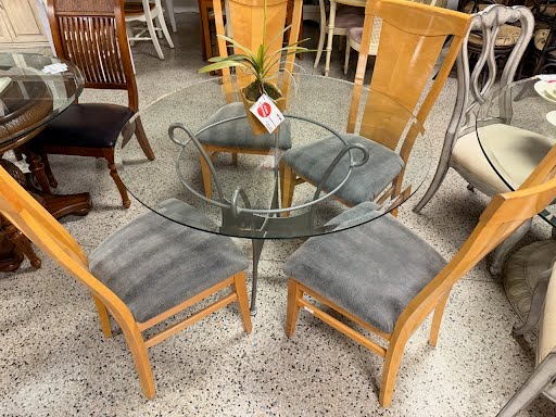 48" Round Glass Dining Set w.Four Chairs