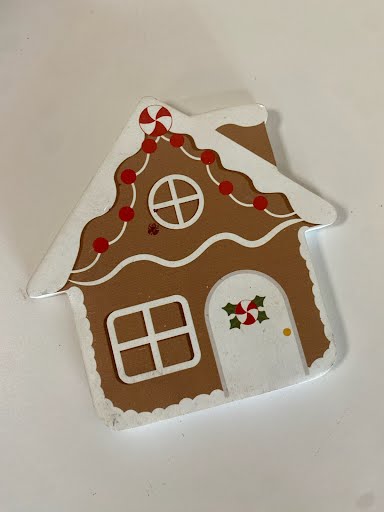 Small Gingerbread House Decor 9H"