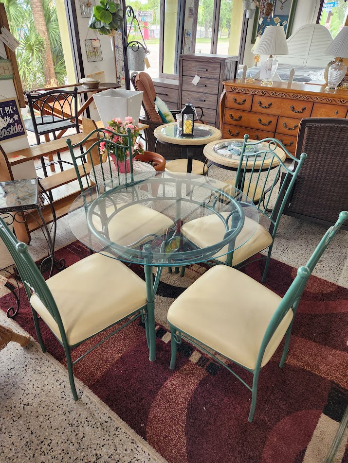 Green Metal Outdoor Set