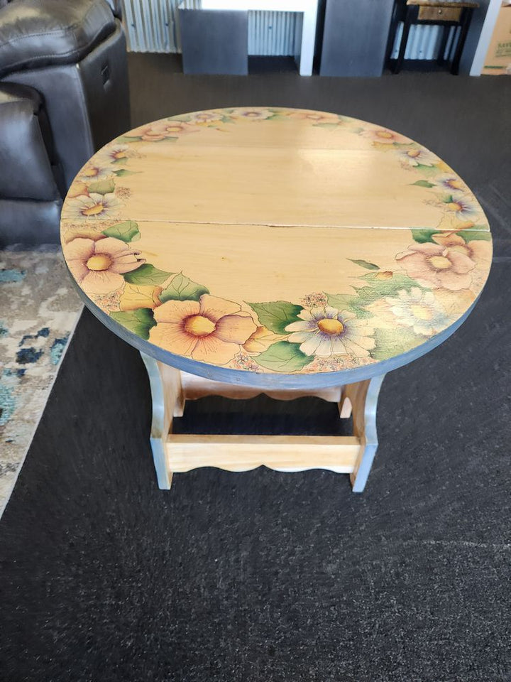 Double Drop Leaf Floral End Table