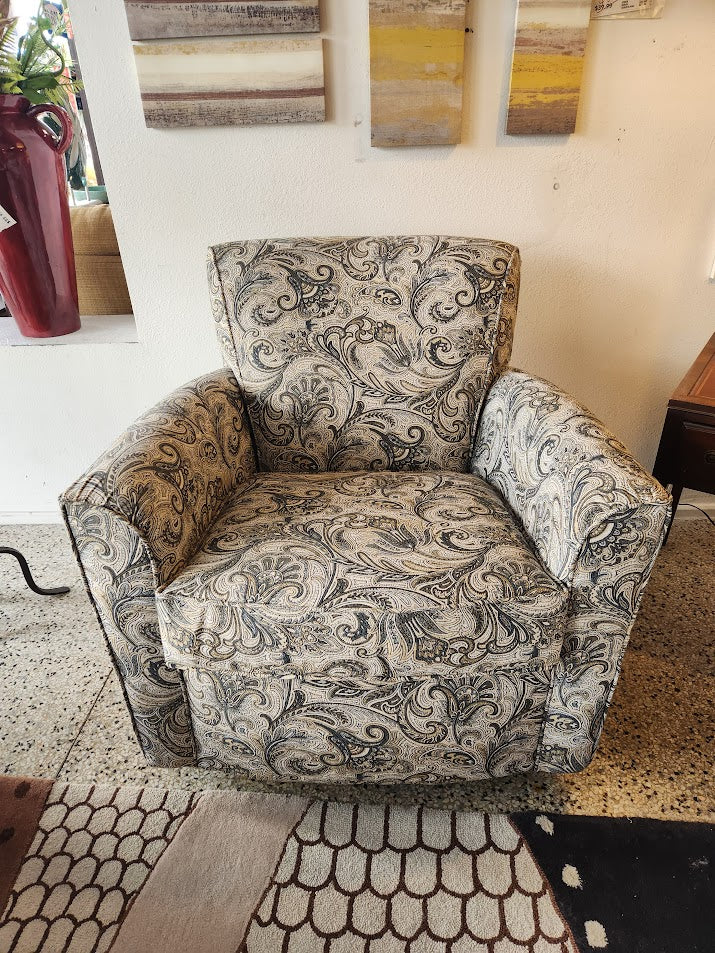 Flexsteel Swivel/Rocking Chair