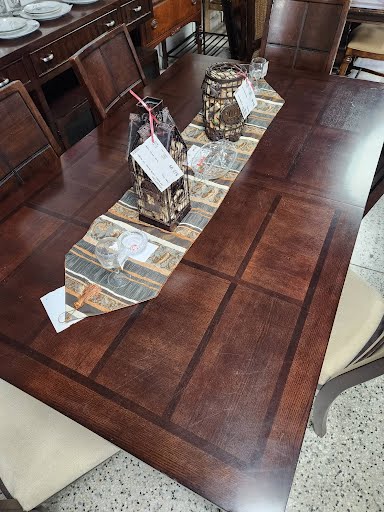 Dining Table Dk Wood 72x44