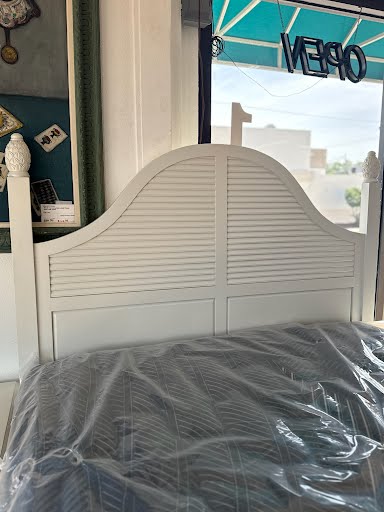 White Queen Bed Set