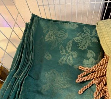 Green Festive Leaf Table cloth Home Item