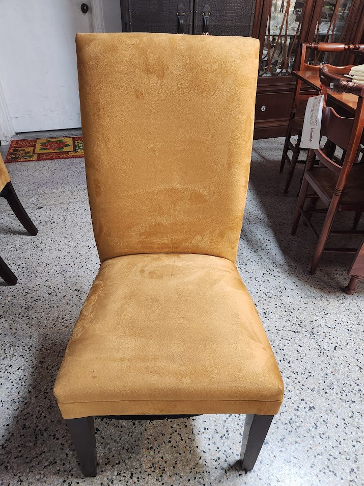 Glass top Dining Table+ 4 mustard armless chairs