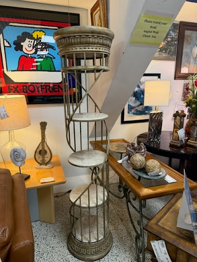Spiral Piller Display Unit