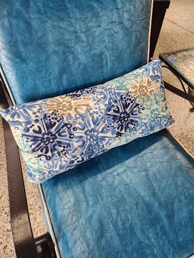 SET OF 2-  Floral Pillow