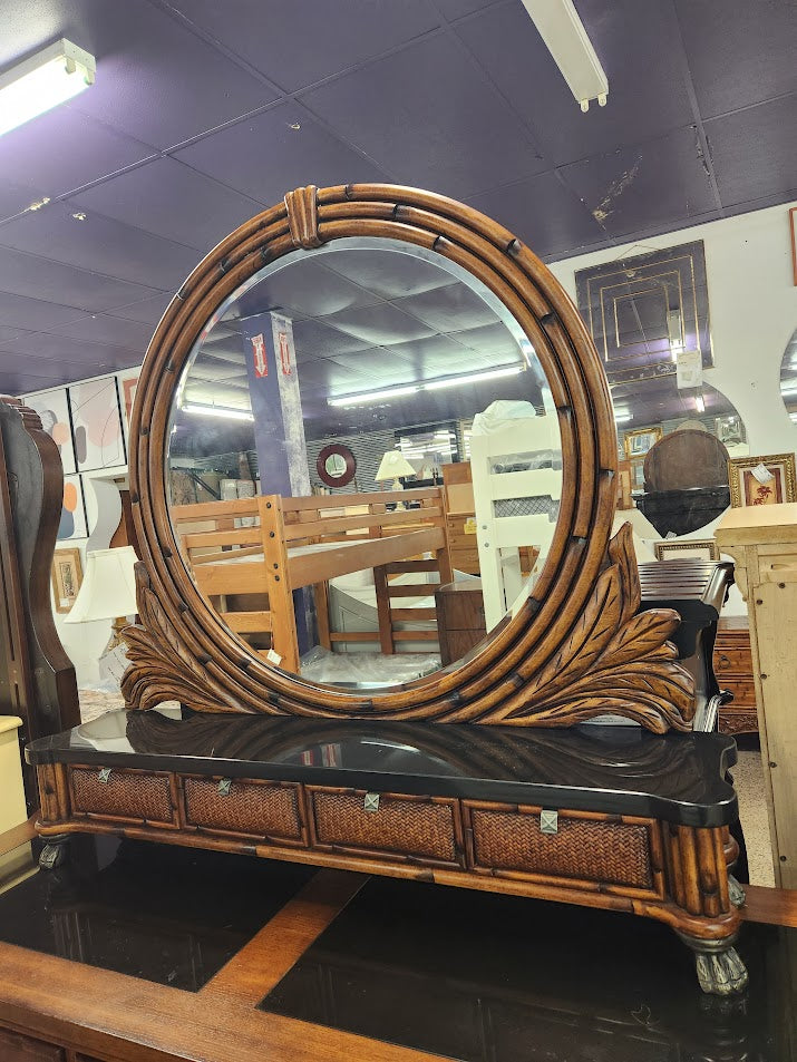 American Signature Dresser