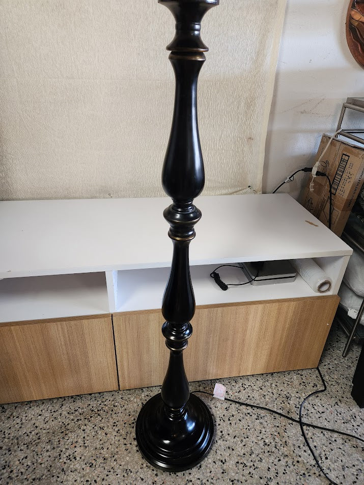 Black Metal Floor Lamp