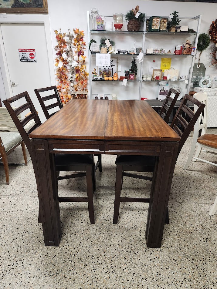Dark Wood Counter-Height Dinging Set