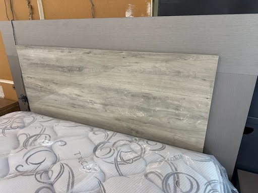 Fabelli Italia Grey Queen Lacquer Bed Set