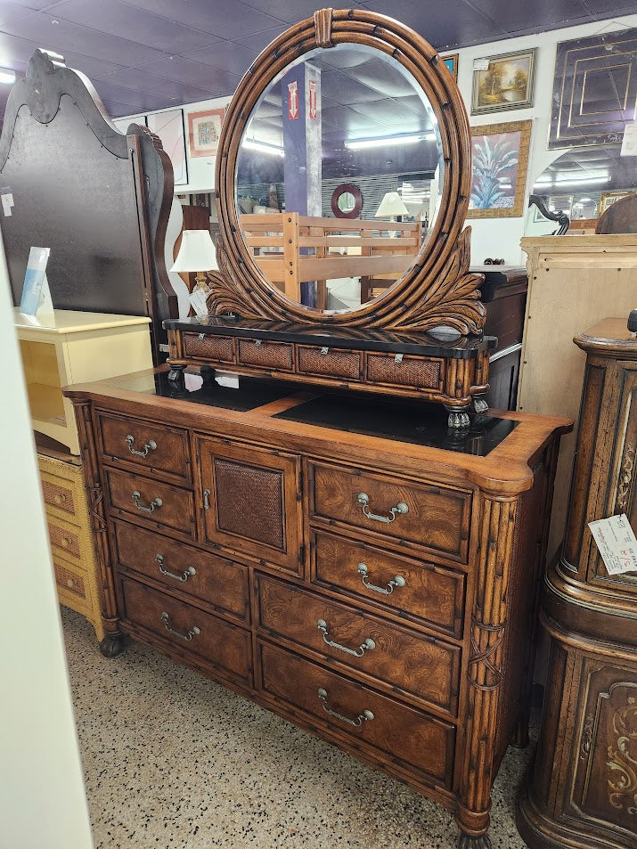 American Signature Dresser