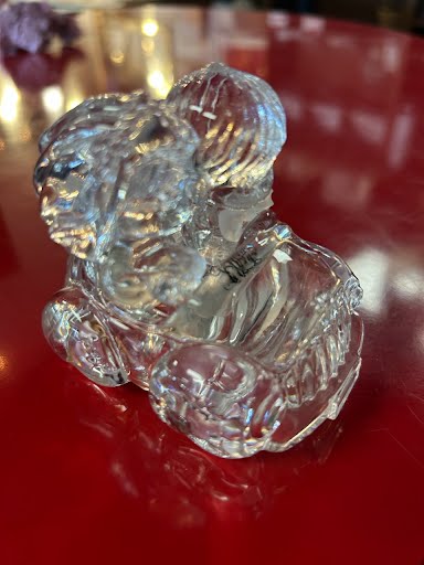 Precious Moments crystal figurine "Wishing You Roads Of Happiness"