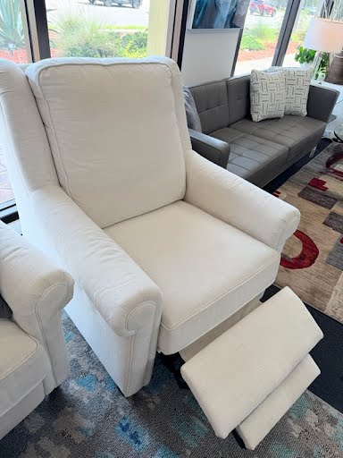 Bassett Recliner