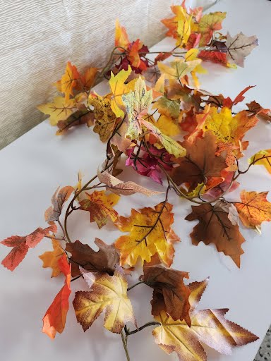 Autumn Leaf Garland 68"