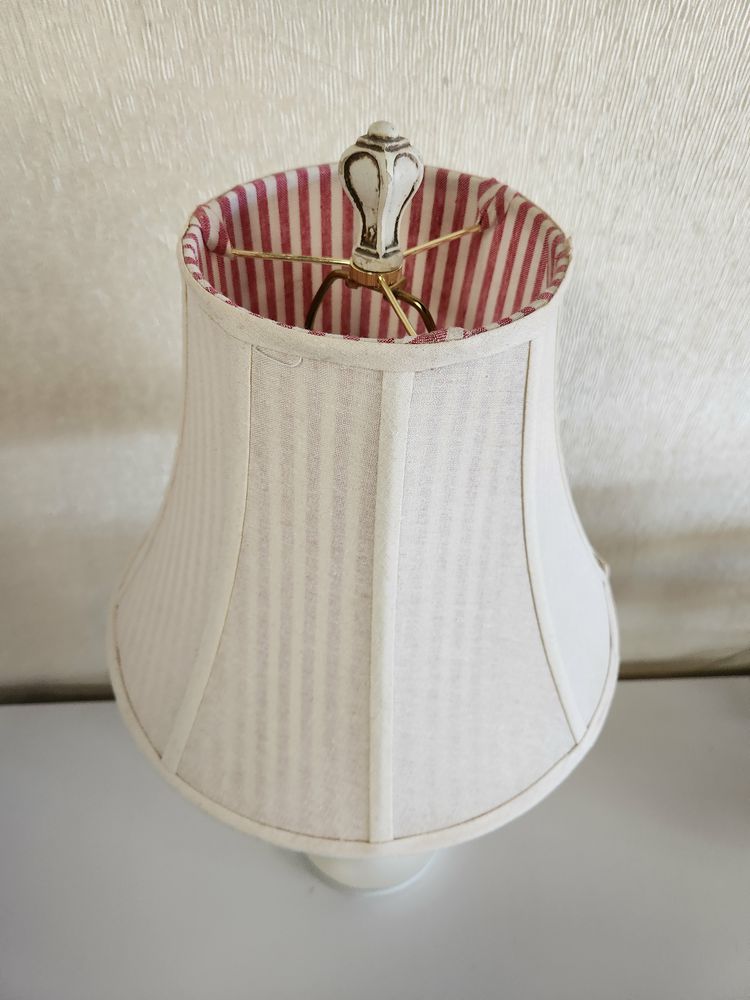 White/Cream Table Lamp