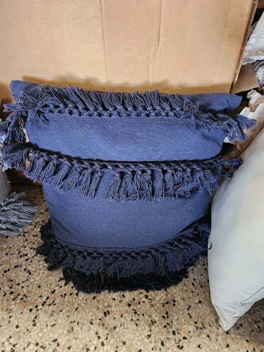 Pillow 18x18