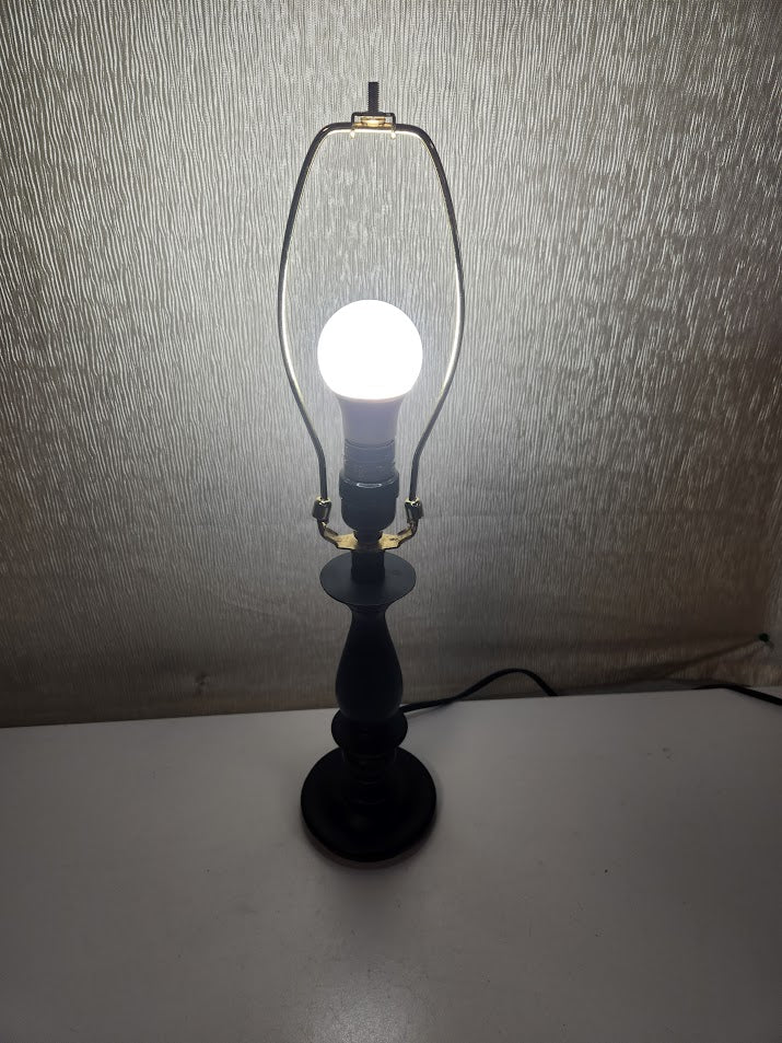 21"H Black Metal Table Lamp
