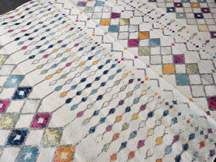 6' 7"X9' Oval Multi-Color Area Rug