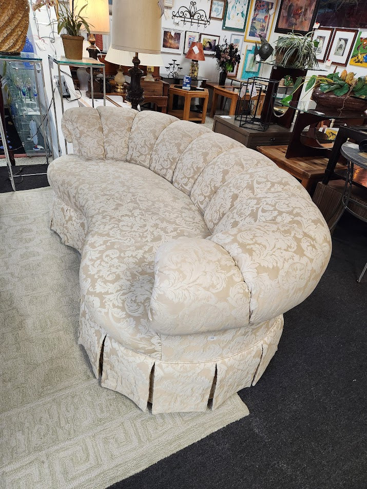 Kindey Shaped Sofa