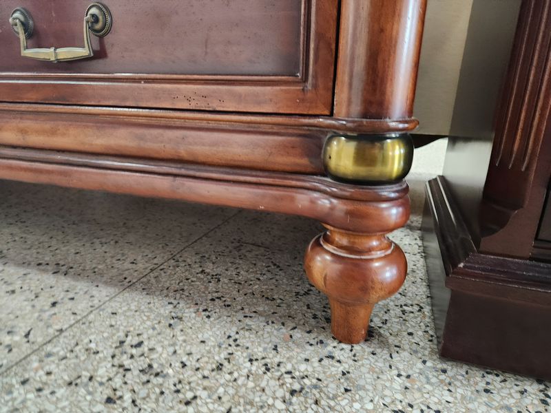 Mahogany Dresser + 2 Nightstands