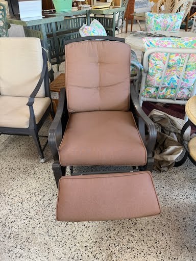 SET OF 2 | Hanover Ventura Wicker Reclining Outdoor Chairs