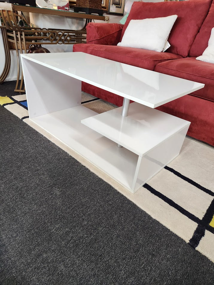 White 2-Tier Coffee Table