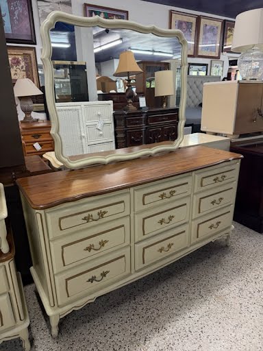 5PC SET | Two Tone French Provincial Bed Set