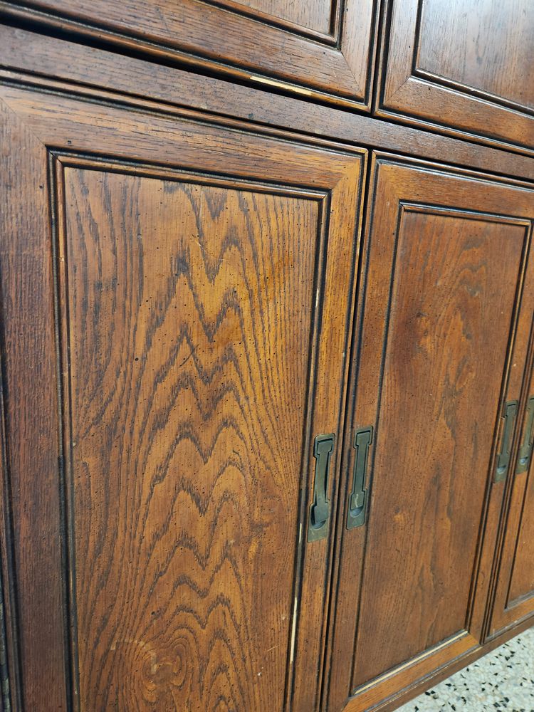 Champaign Style Henredon China Cabinet