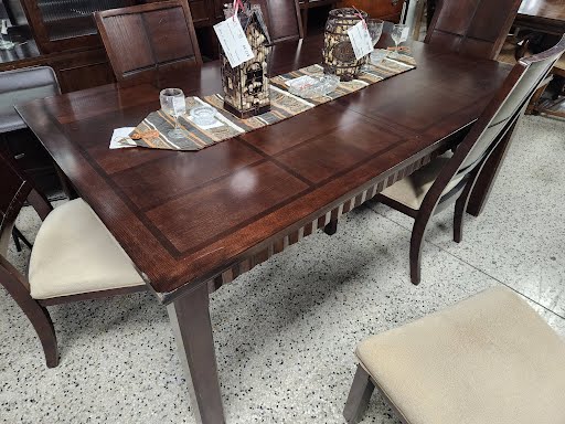 Dining Table Dk Wood 72x44