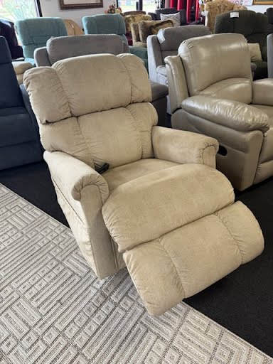 Beige La-z-boy Recliner lift chair