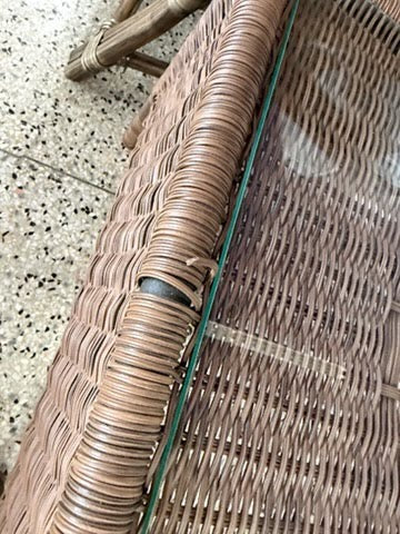 Resin Wicker Outdoor Glass Top End Table