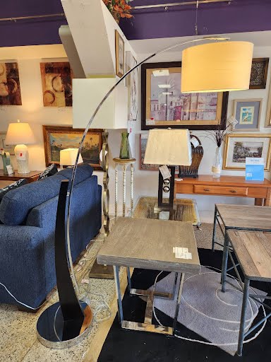 75" Nova Floor Lamp