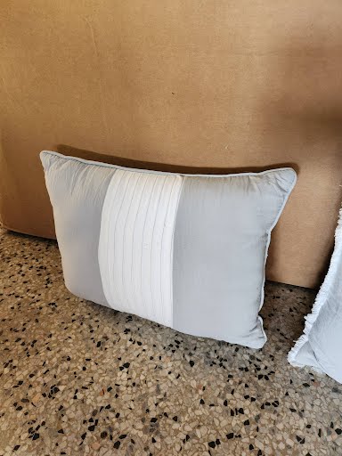 Pillow 15x10