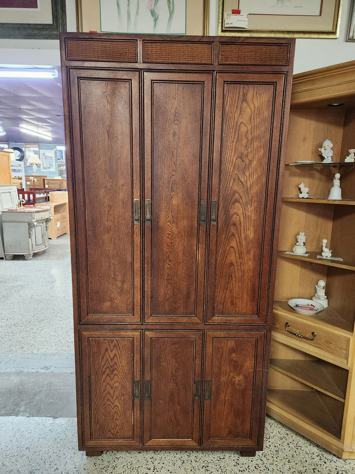 Champaign Style Henredon China Cabinet