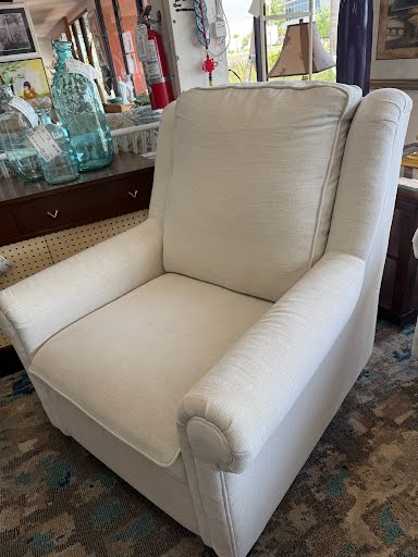Bassett Recliner
