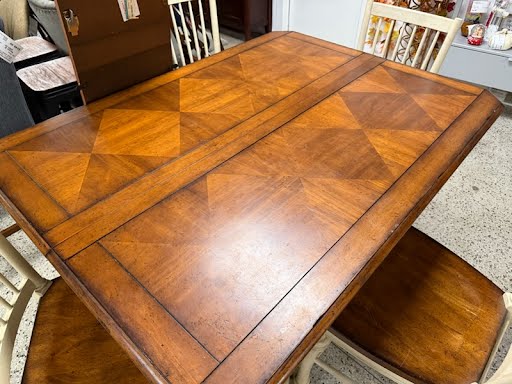 Haverty's Dining Set