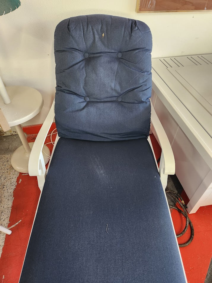 White Outdoor Lounge Chair