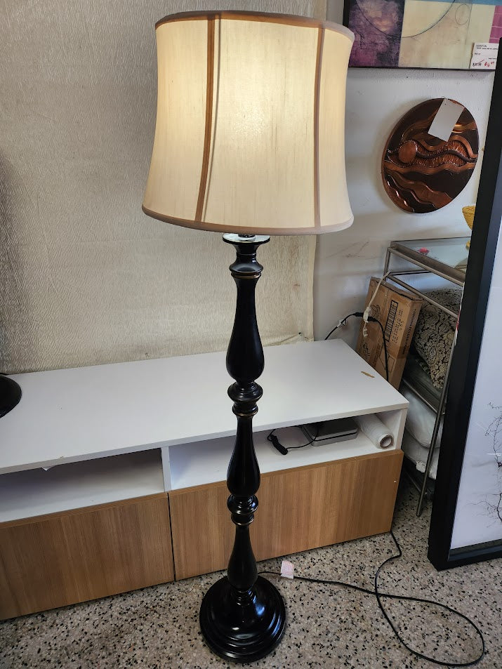 Black Metal Floor Lamp