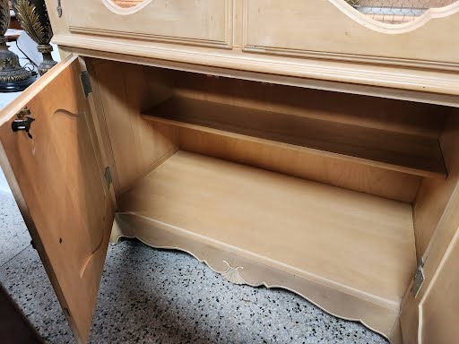 ETHAN ALLEN Bar/Display Cabinet