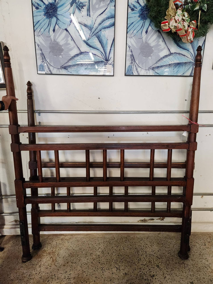 Four Poster Full Bed