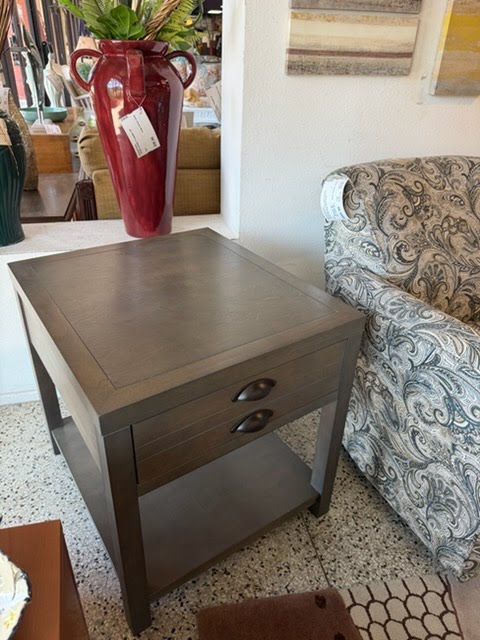 Coaster Gwen Light Wood End Table